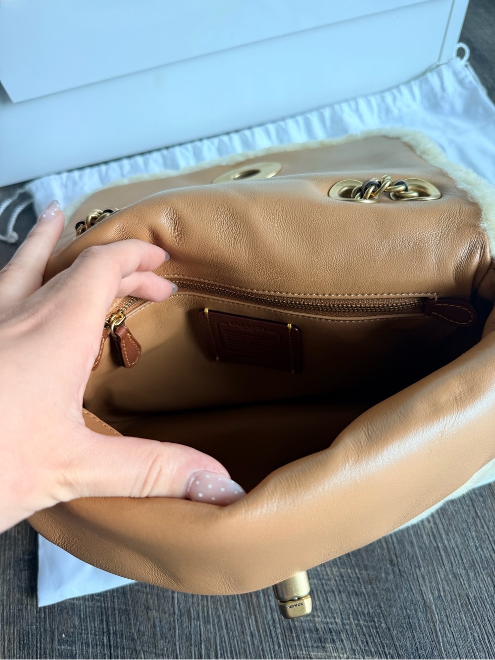 Coach Shearling Pillow Maddison - Picture 5 of 6